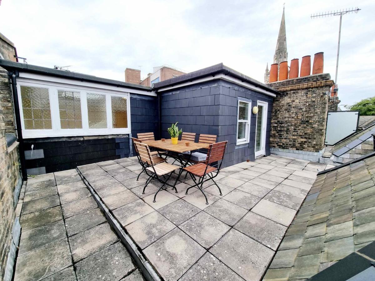 Cityscape Haven: 1 Bedroom Apartment With Terrace And City View Bournemouth Exterior photo